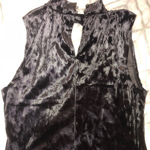 Black short velvet dress